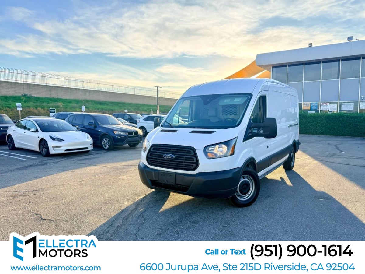 2018 Ford Transit Van Base's photo