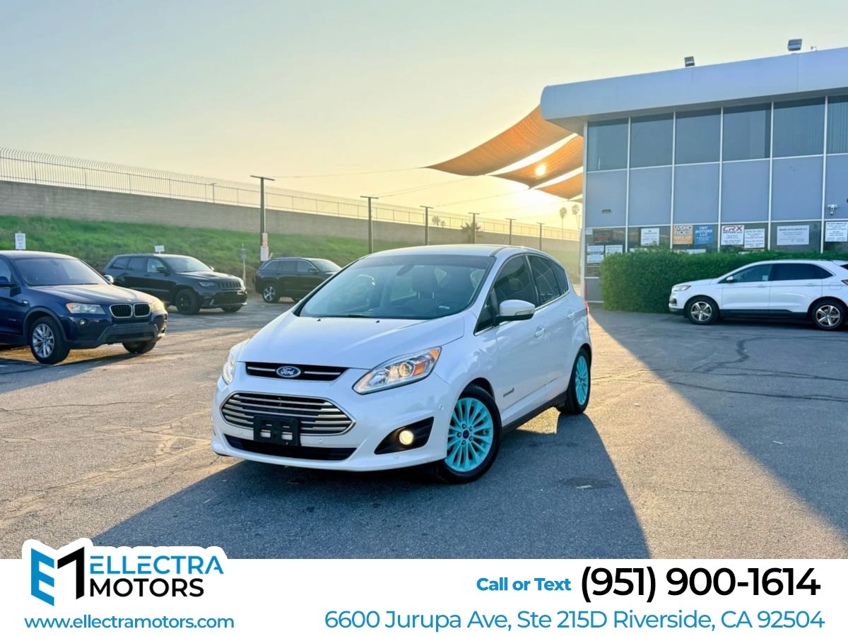 2017 Ford C-Max TITANIUM's photo