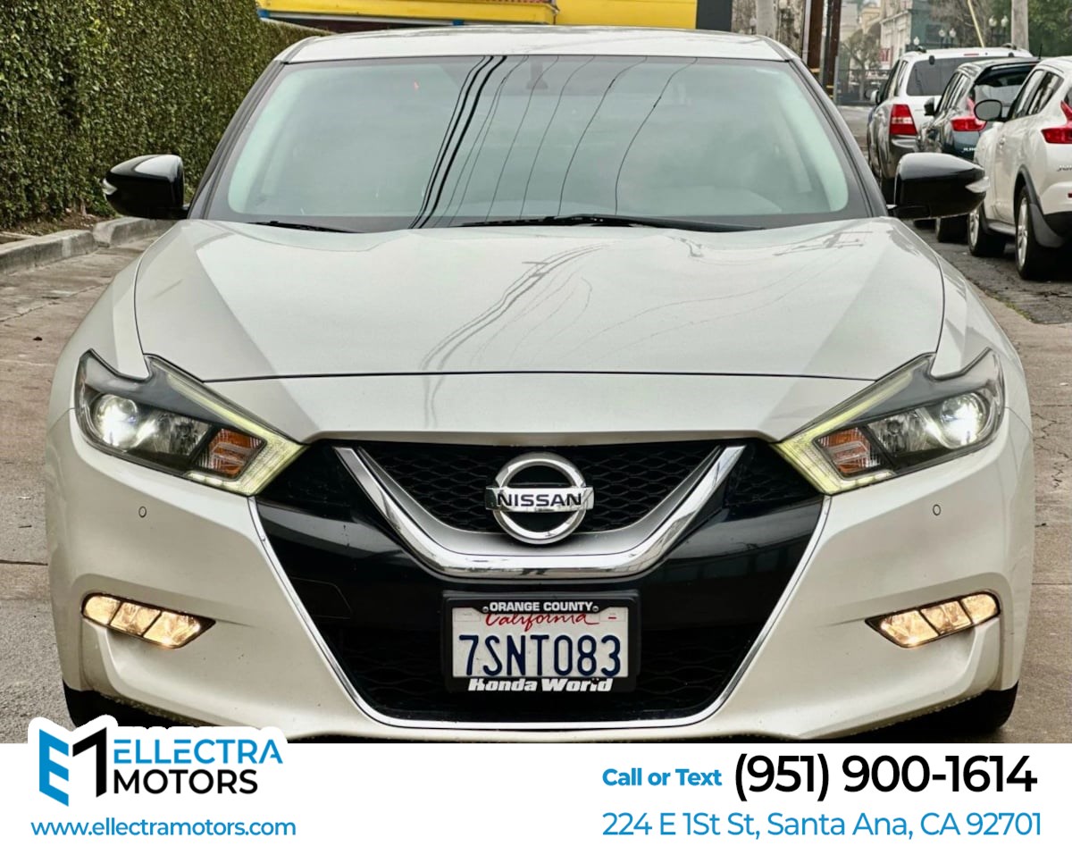 2016 Nissan Maxima SR