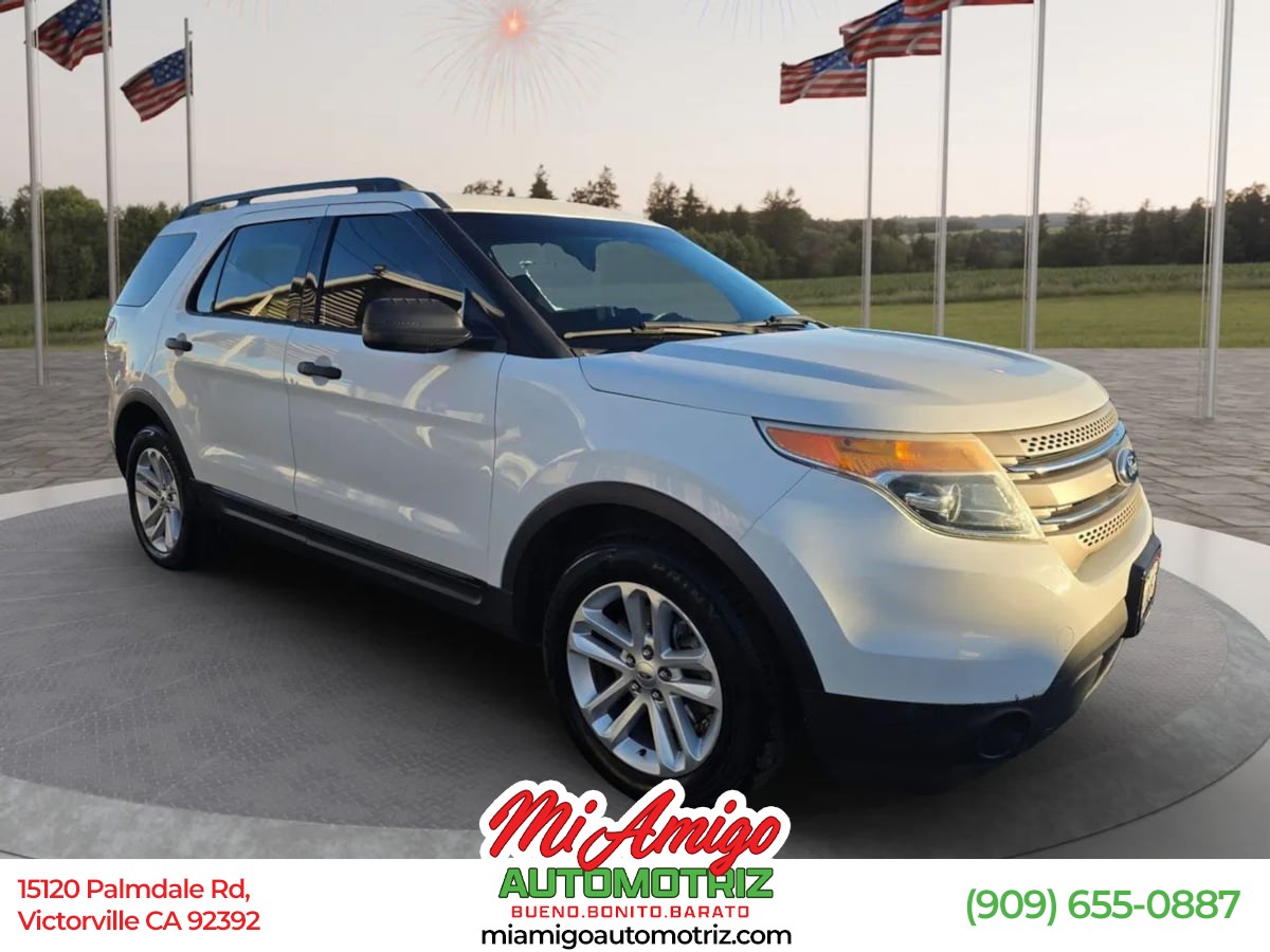 2015 Ford Explorer Base's photo