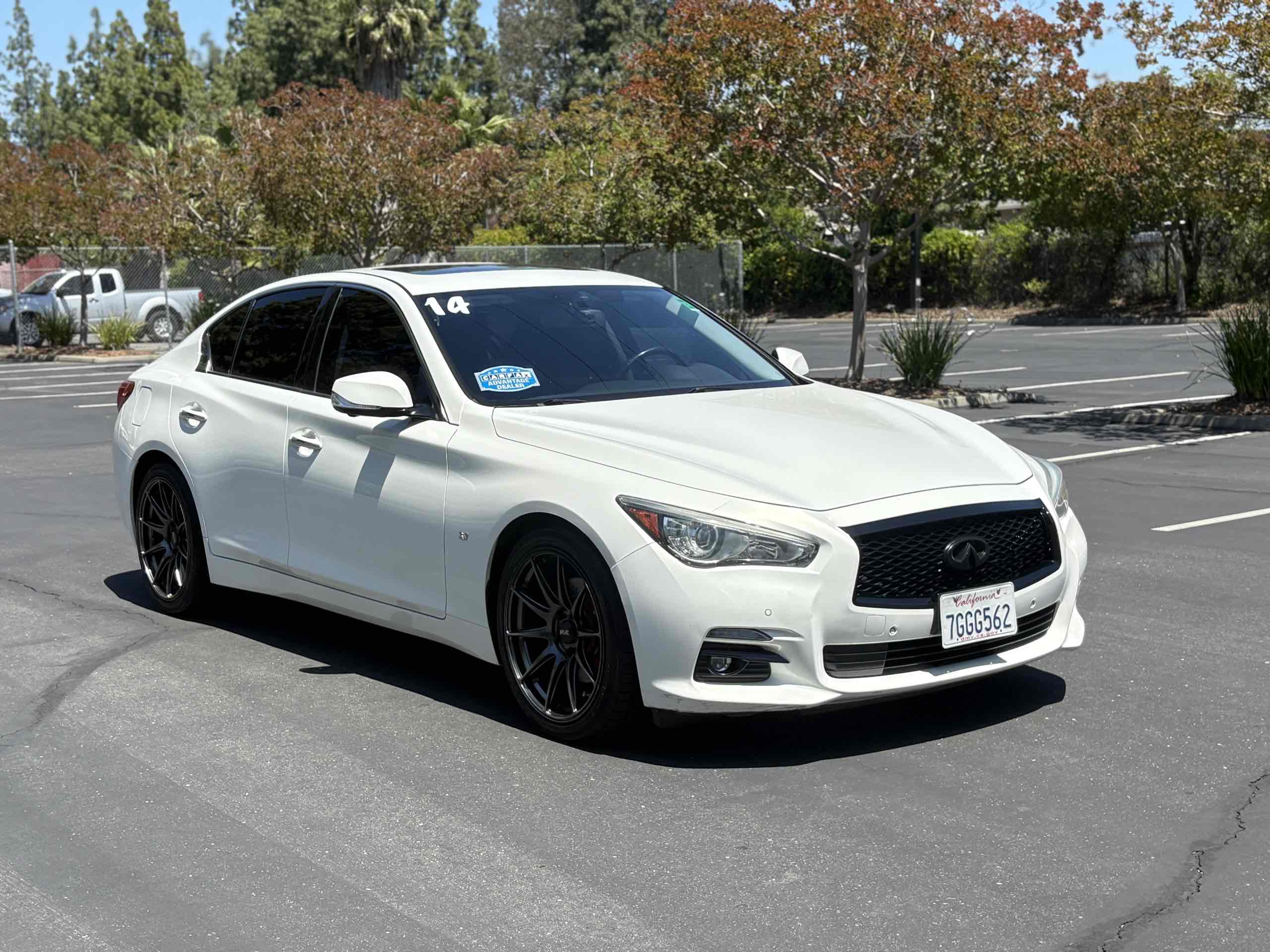 2014 INFINITI Q50