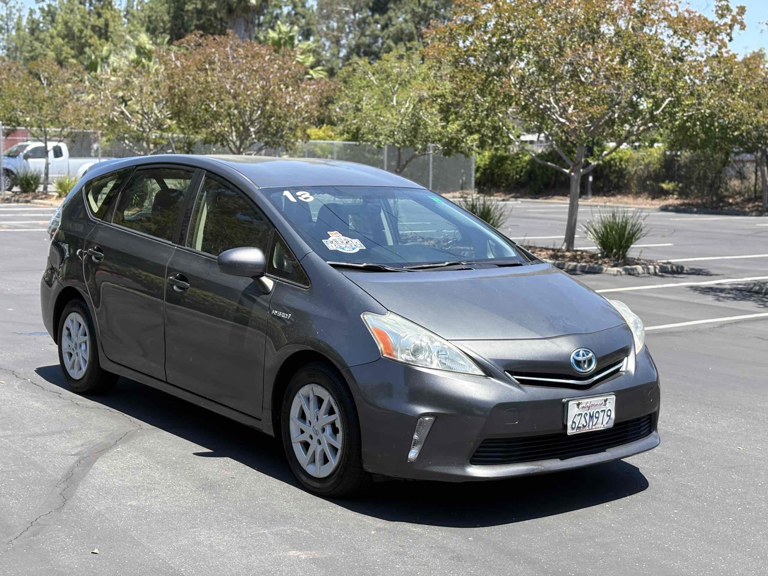 2013 Toyota Prius v