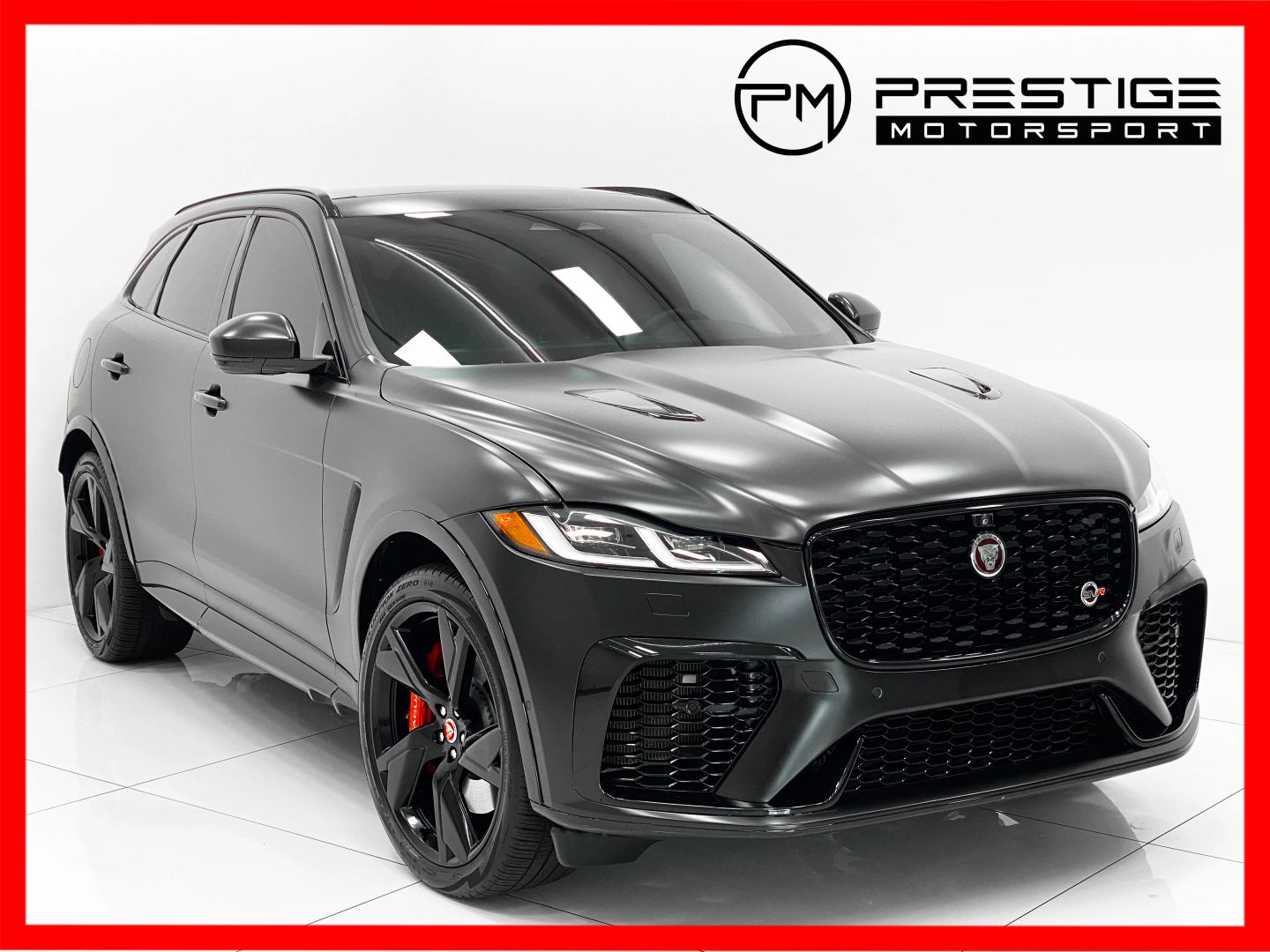 2022 Jaguar F-Pace SVR's photo
