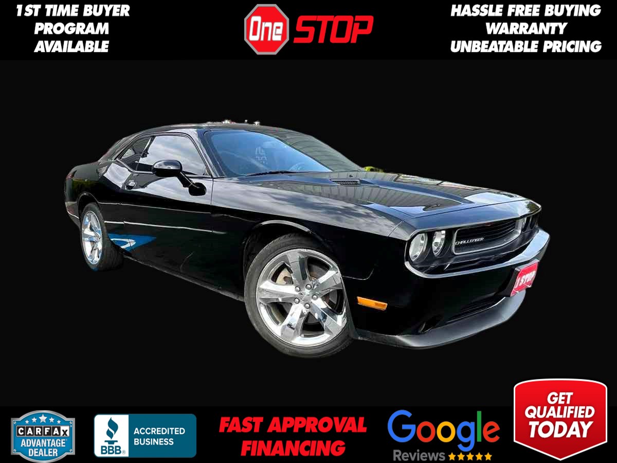 2013 Dodge Challenger SXT's photo