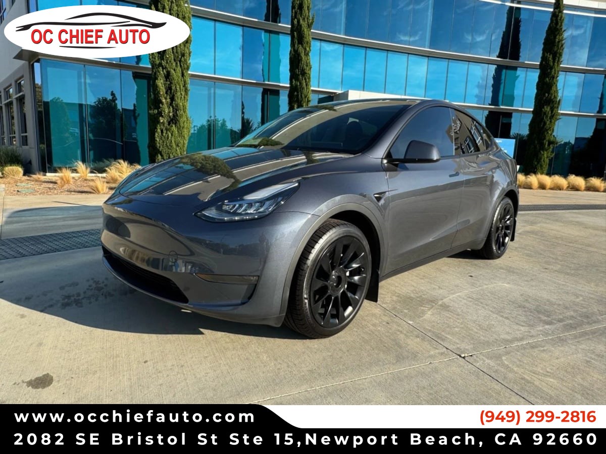 2023 Tesla Model Y Long Range's photo