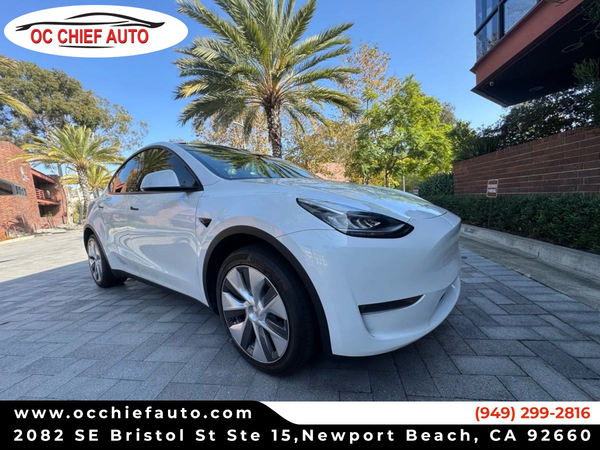 2023 Tesla Model Y Long Range's photo