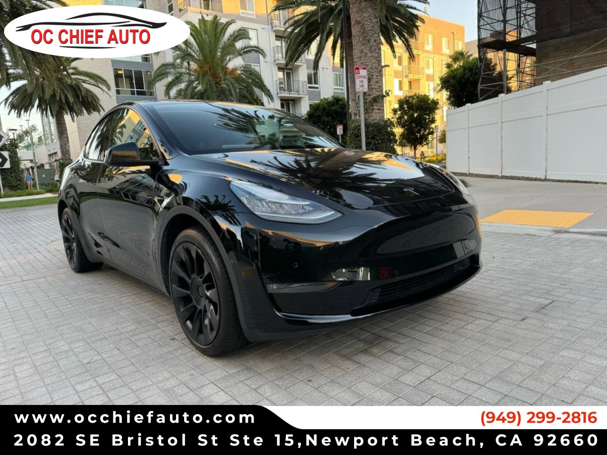 2023 Tesla Model Y Long Range's photo