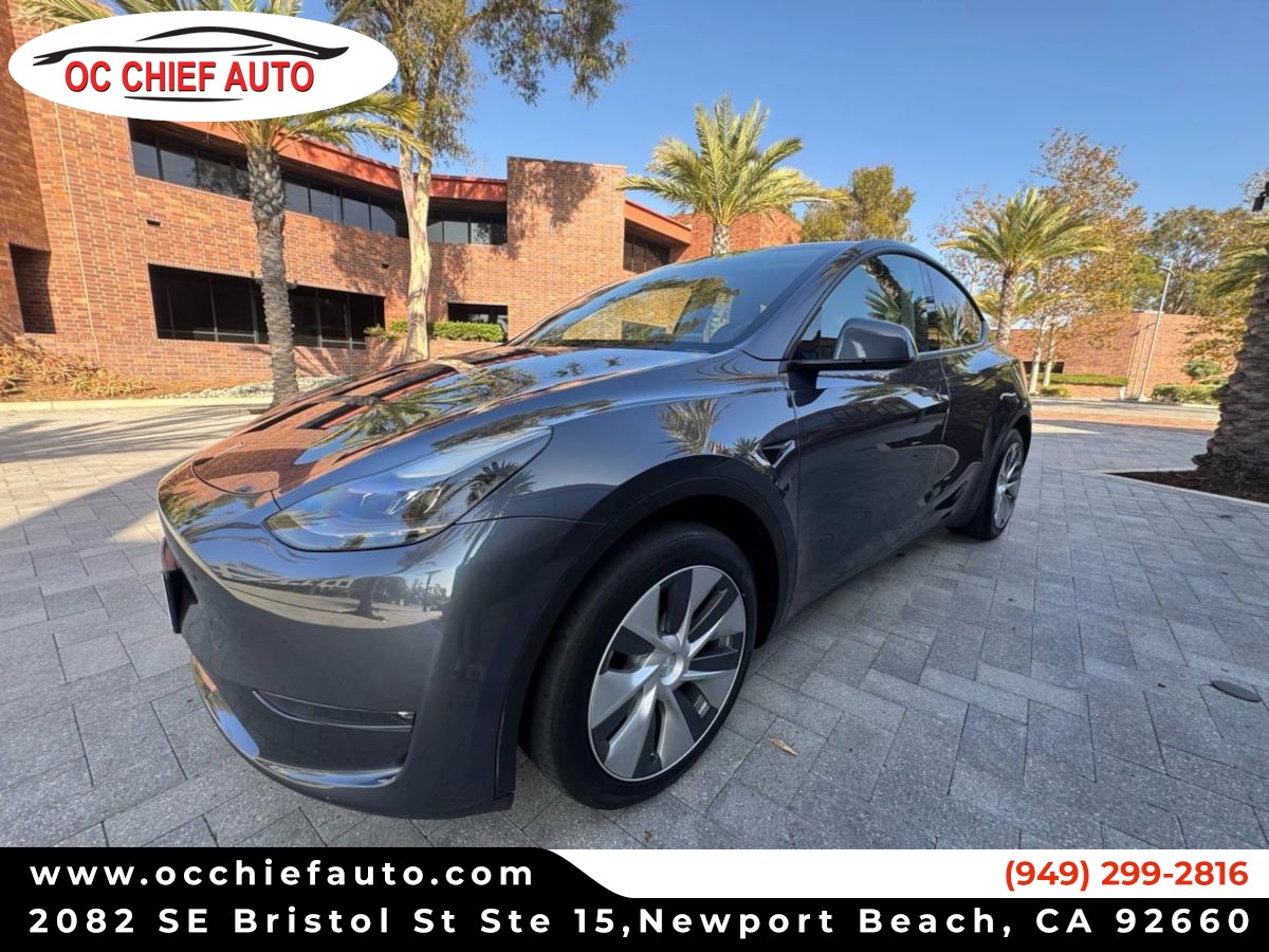 2023 Tesla Model Y Long Range's photo