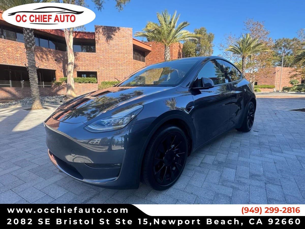 2023 Tesla Model Y Long Range's photo