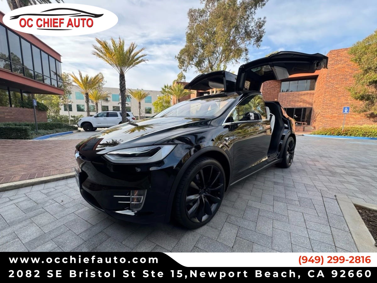 2021 Tesla Model X Long Range Plus's photo