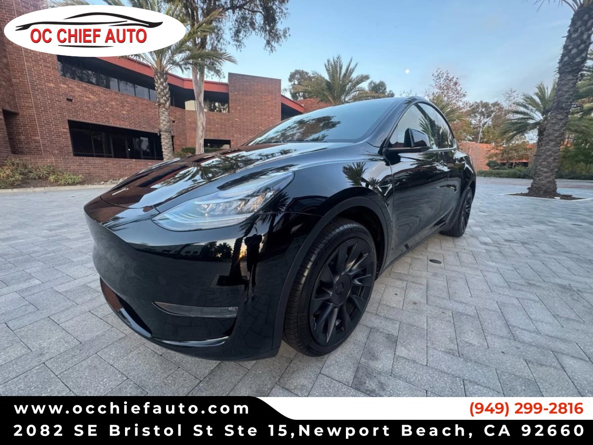 2023 Tesla Model Y Long Range's photo