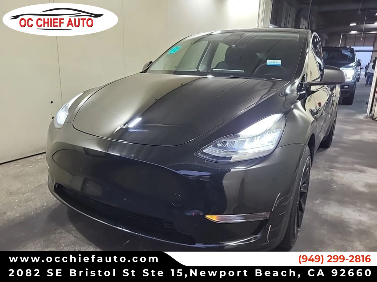 2023 Tesla Model Y Long Range's photo