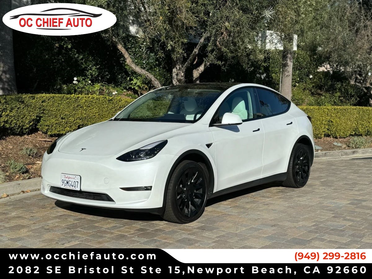 2023 Tesla Model Y Long Range's photo