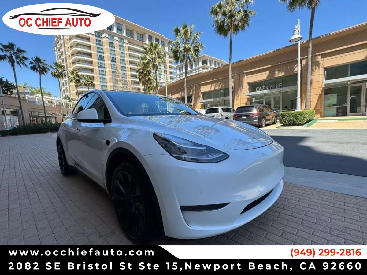 2023 Tesla Model Y Long Range's photo