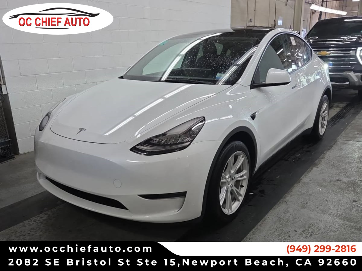 2023 Tesla Model Y Long Range's photo