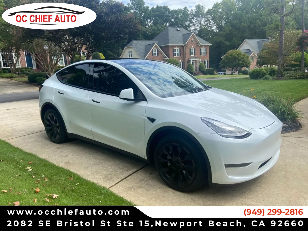 2023 Tesla Model Y Long Range's photo