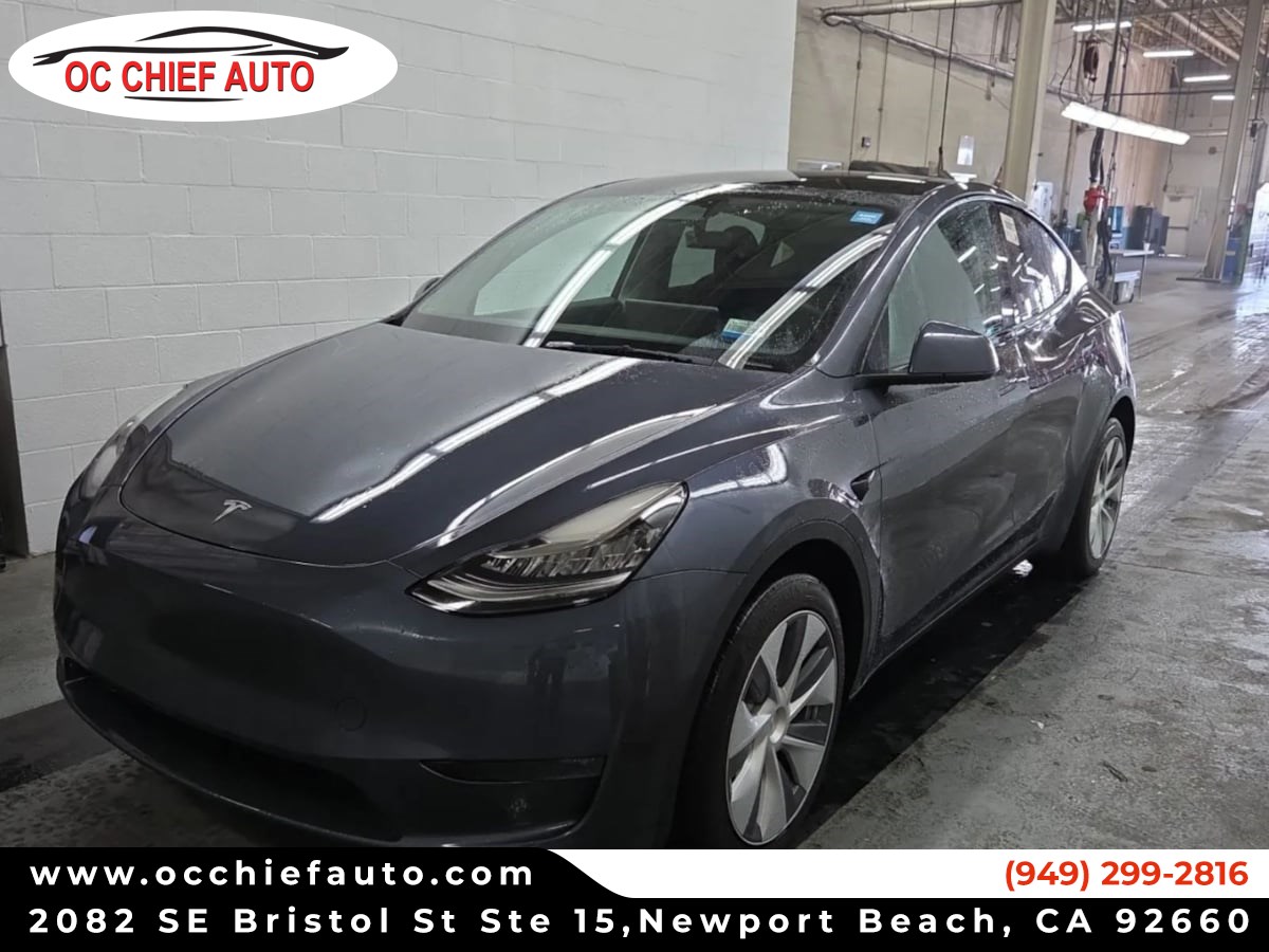 2023 Tesla Model Y Long Range's photo