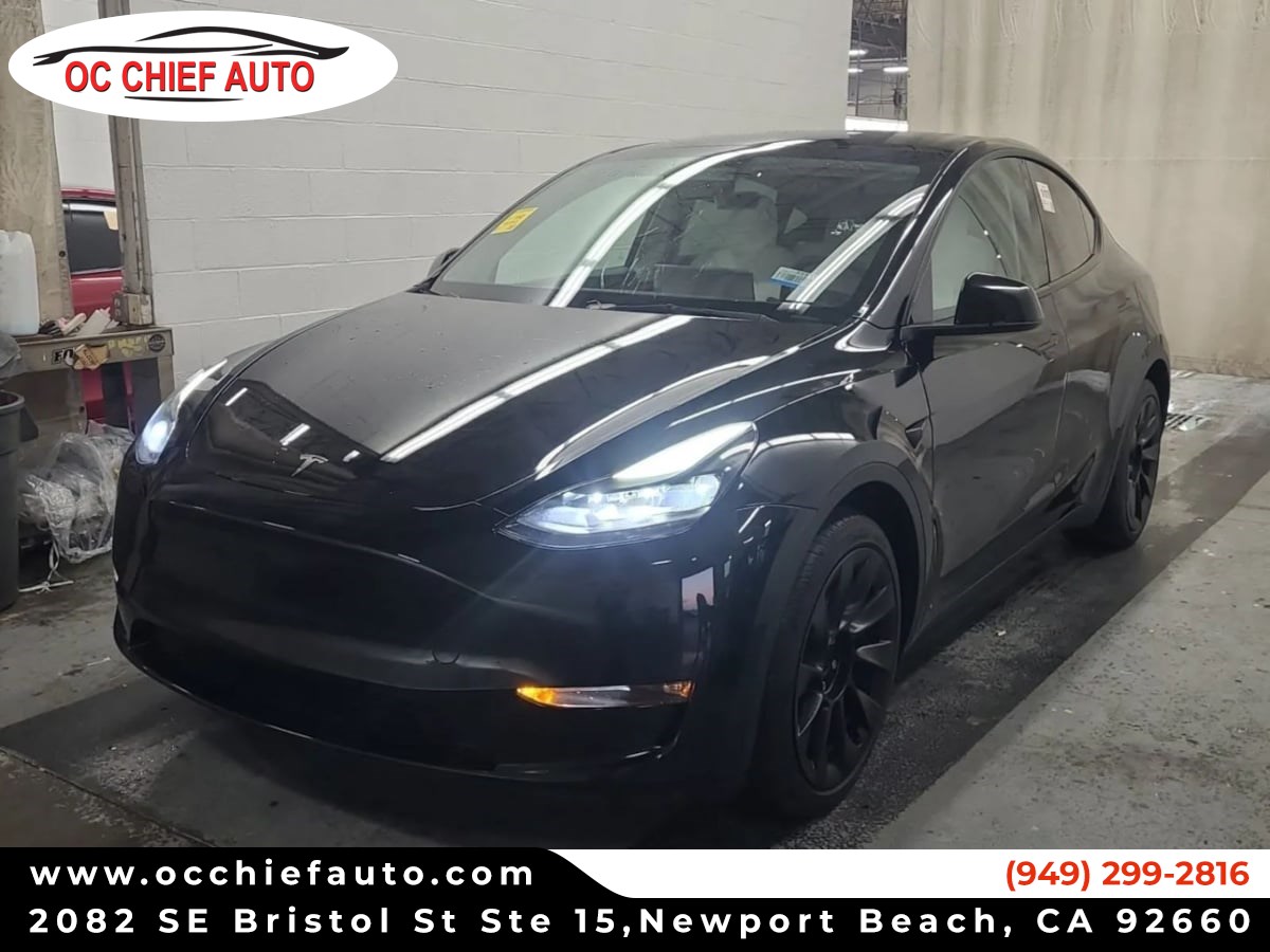 2023 Tesla Model Y Long Range's photo
