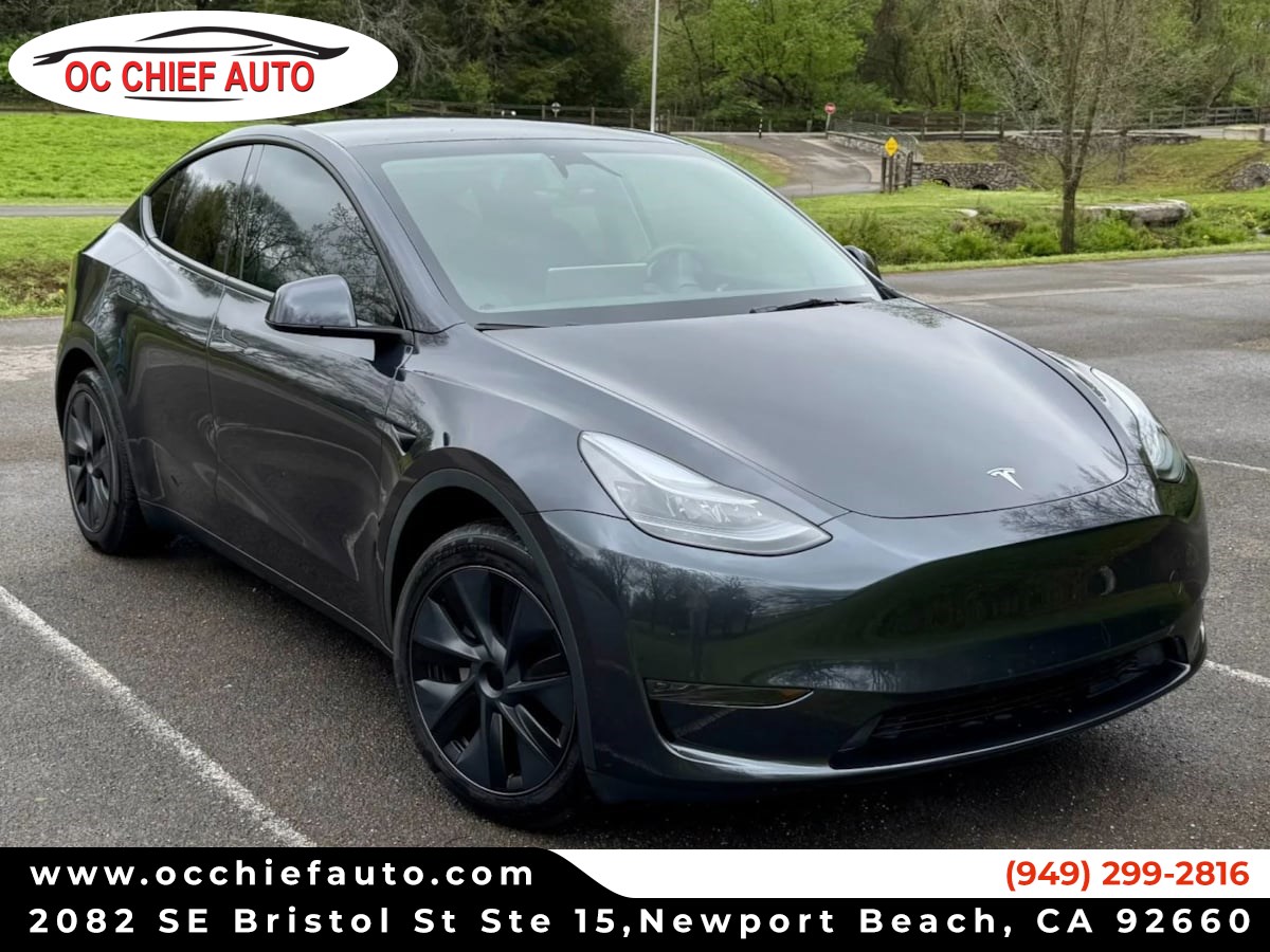 2024 Tesla Model Y Long Range's photo
