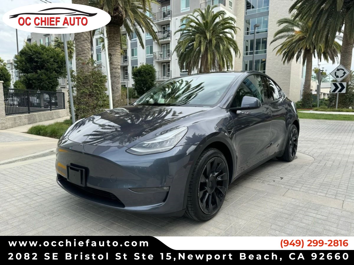 2023 Tesla Model Y Long Range's photo
