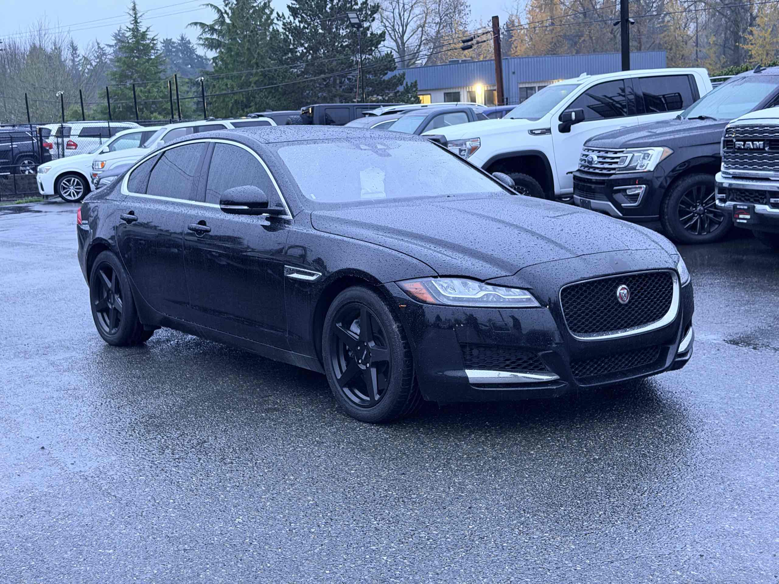 2016 Jaguar XF Prestige's photo