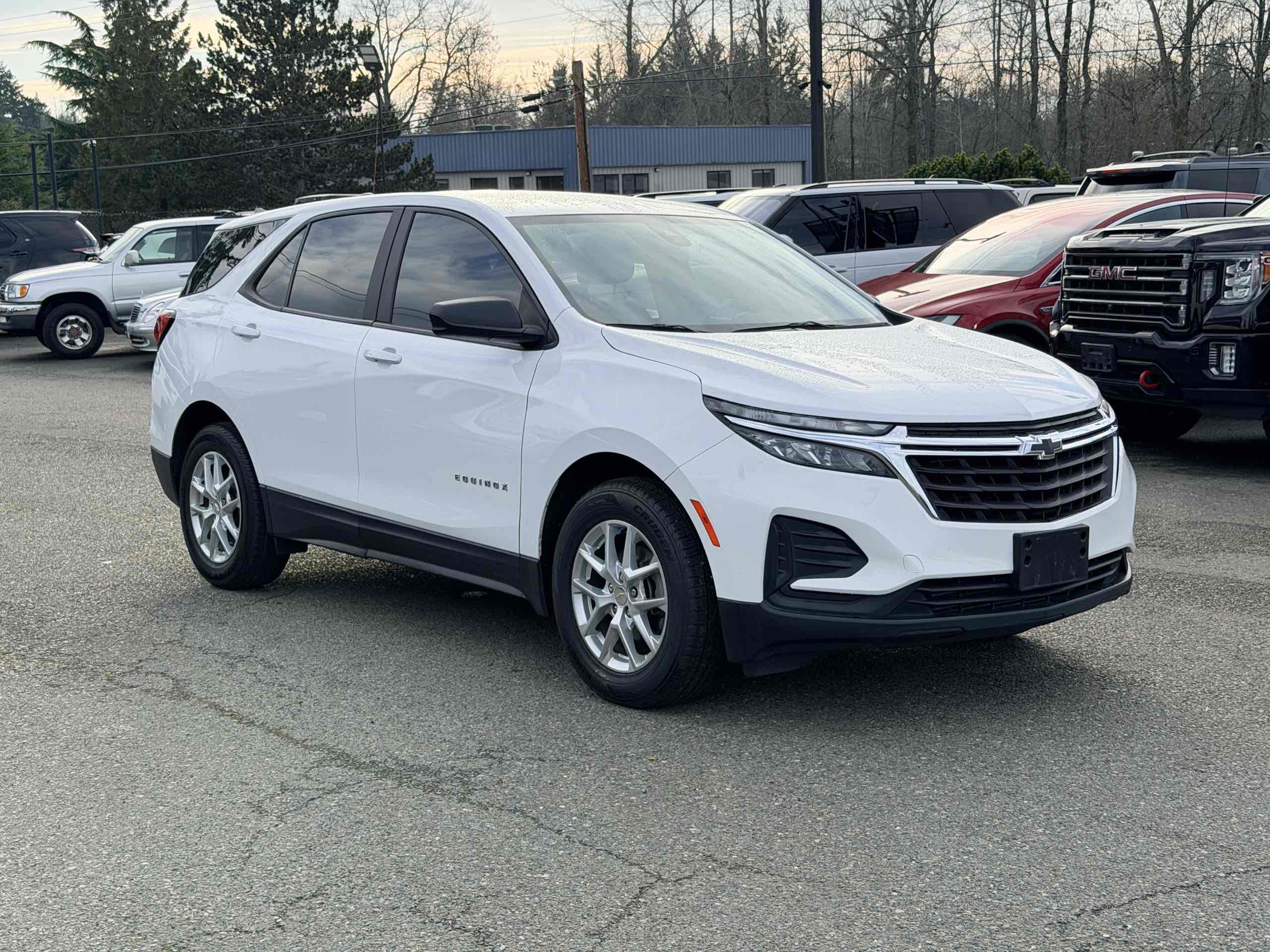 2023 Chevrolet Equinox LS