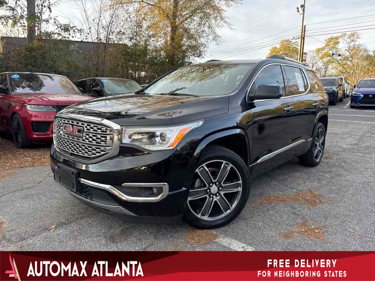 2018 GMC Acadia Denali's photo