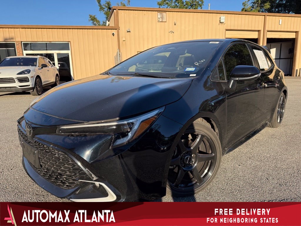 2025 Toyota Corolla Hatchback XSE