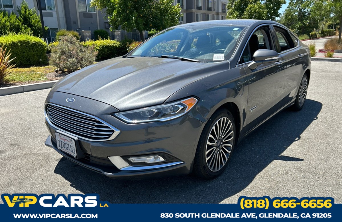 2017 Ford Fusion Energi Titanium's photo