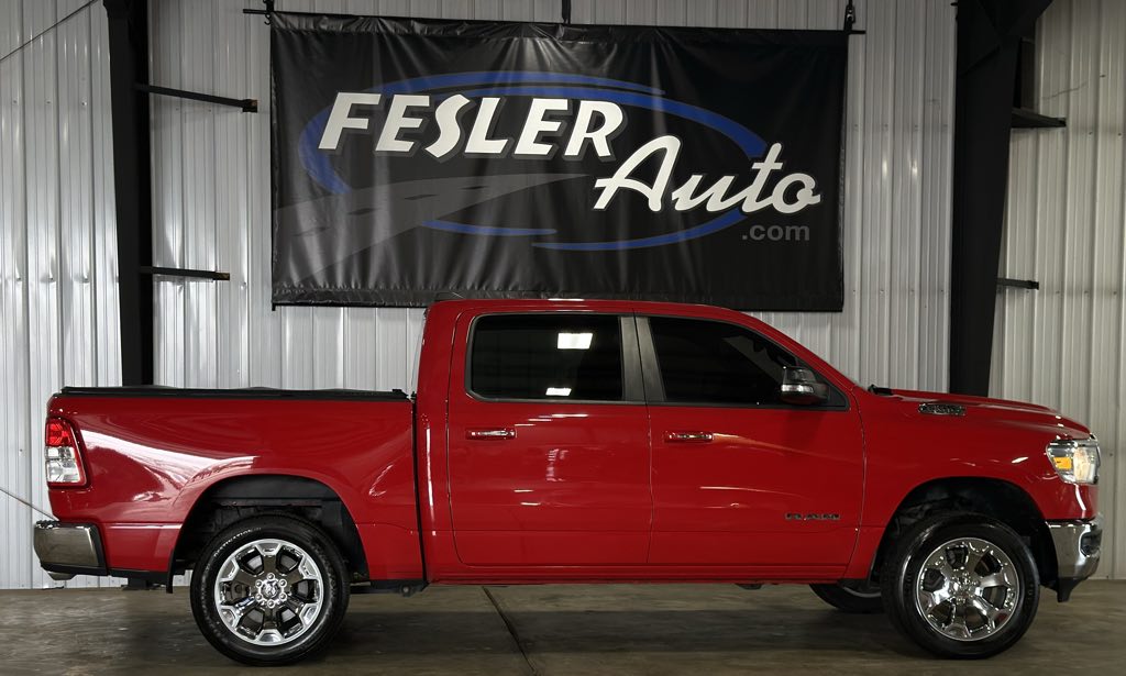 2019 RAM 1500 Big Horn/Lone Star 4x4 Crew Cab 5'7's photo