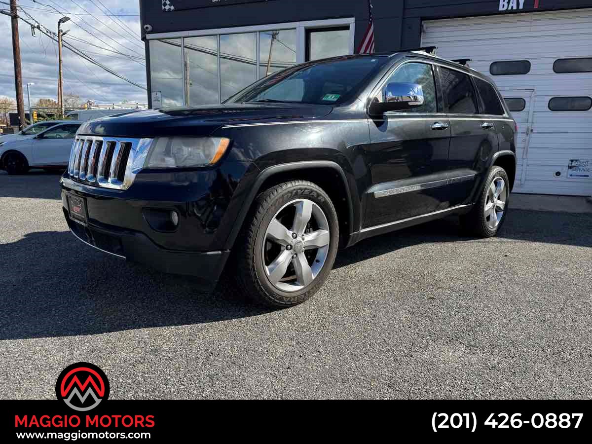 2011 Jeep Grand Cherokee Overland's photo