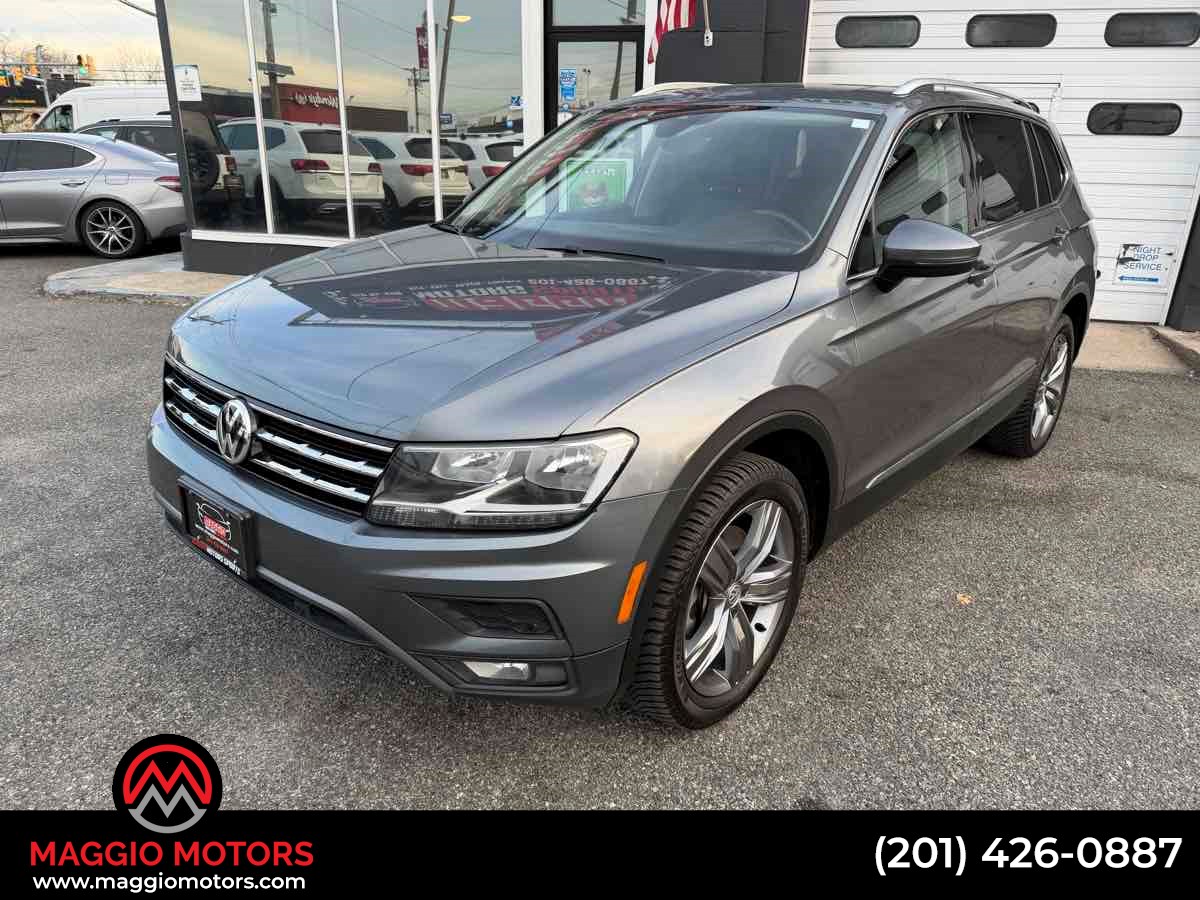 2020 Volkswagen Tiguan SEL's photo