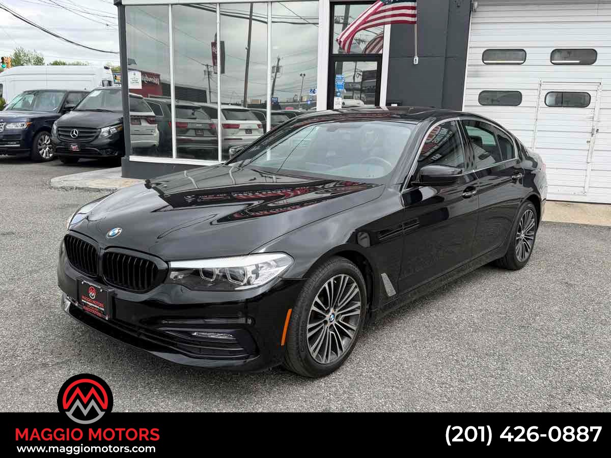 2017 BMW 5 Series 530i Sedan's photo