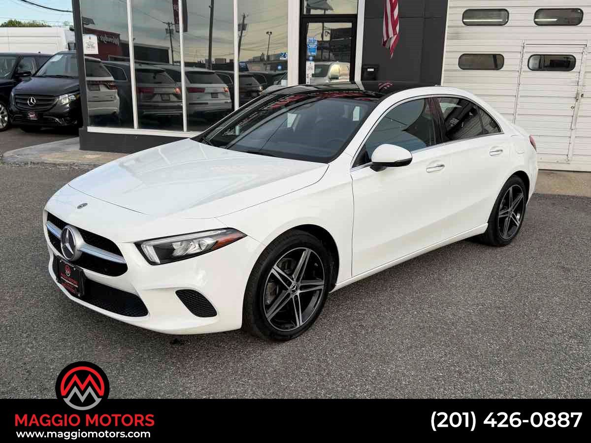 2019 Mercedes-Benz A-Class A220 4MATIC's photo