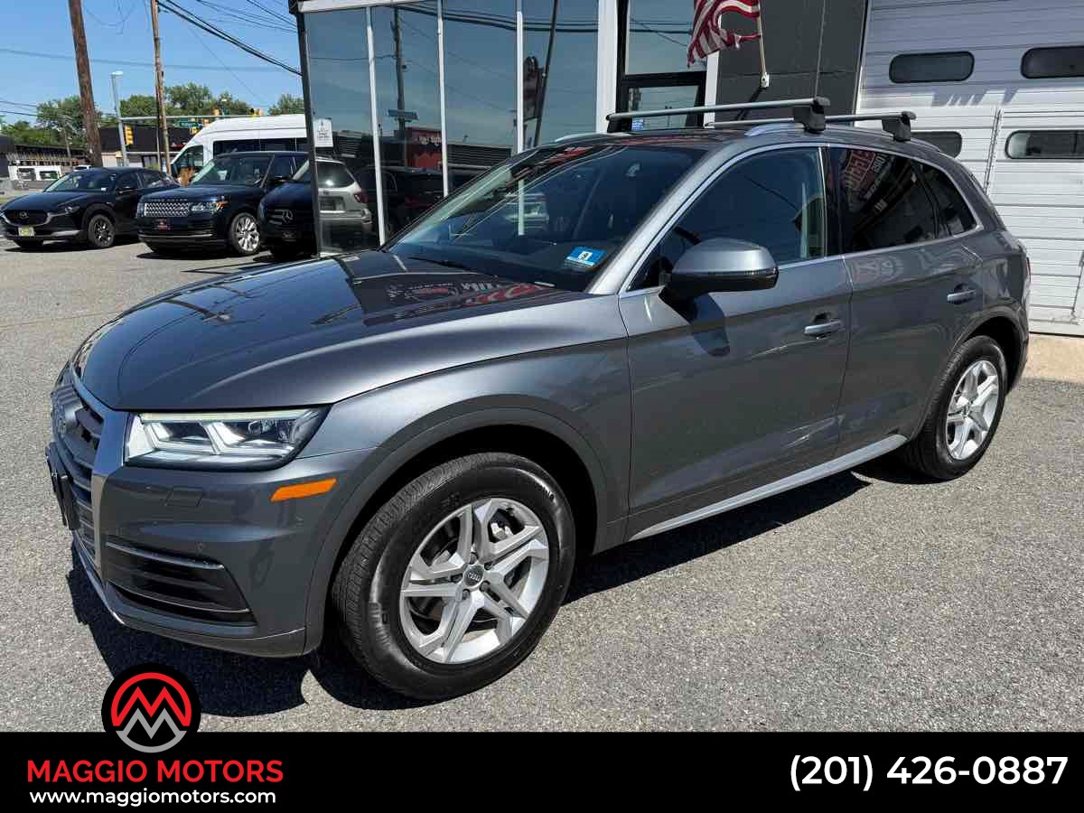 2018 Audi Q5 2.0T quattro S tronic Premium Plus's photo