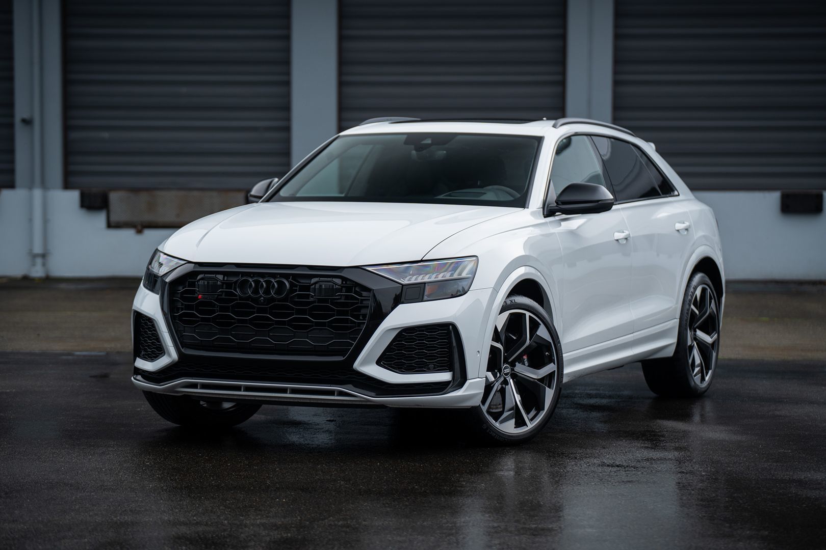 2022 Audi RS Q8 Base's photo