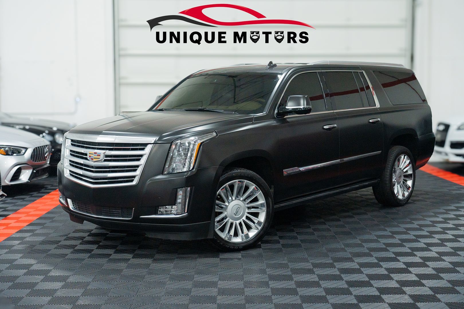 2016 Cadillac Escalade ESV AWD Platinum's photo