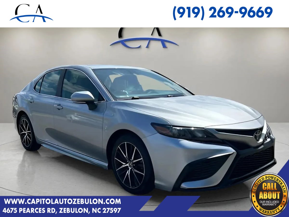 2022 Toyota Camry SE
