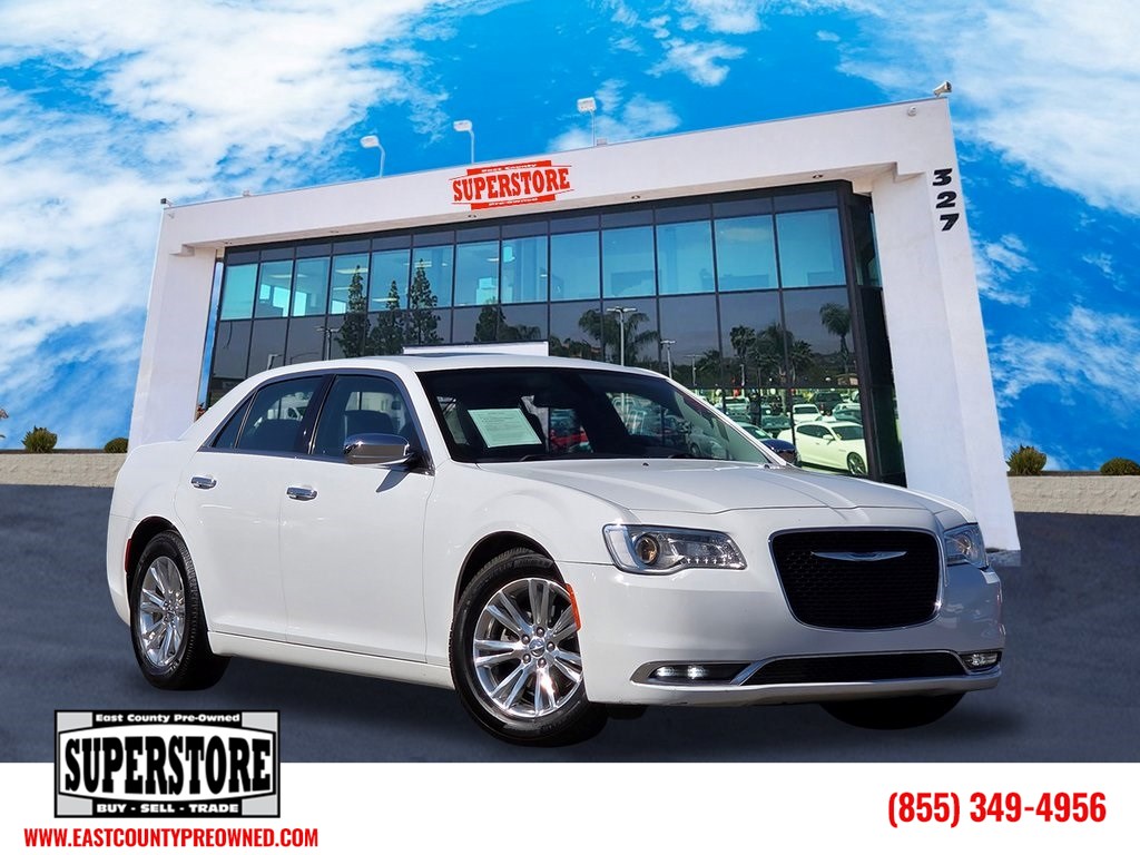 2017 Chrysler 300 C's photo