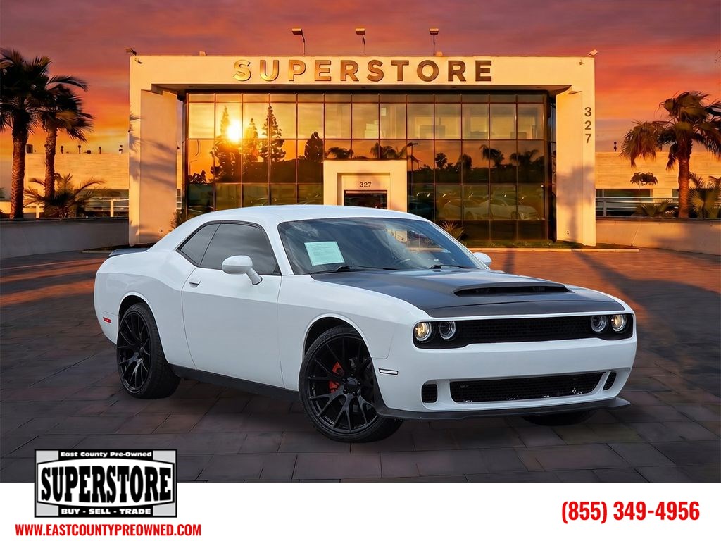 2017 Dodge Challenger R/T's photo