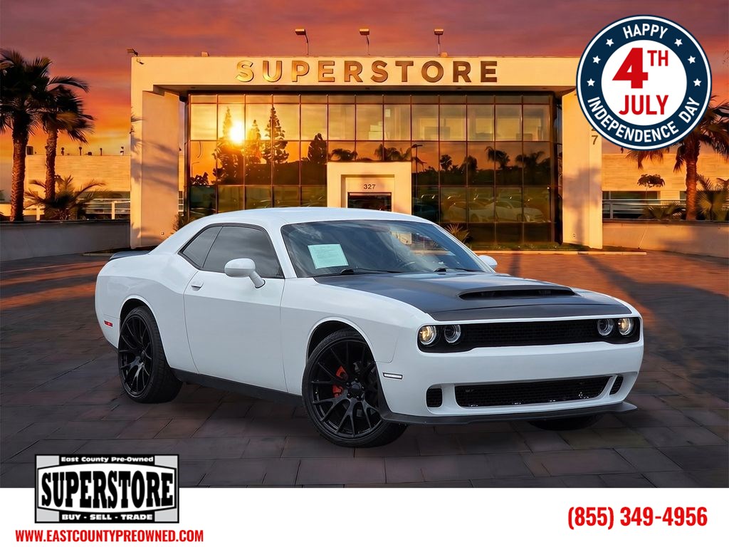 2017 Dodge Challenger R/T's photo