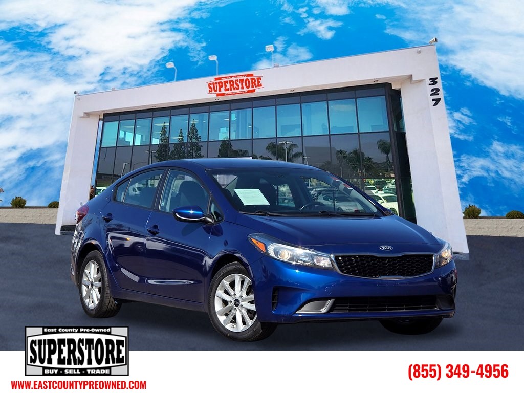 2017 Kia Forte S's photo