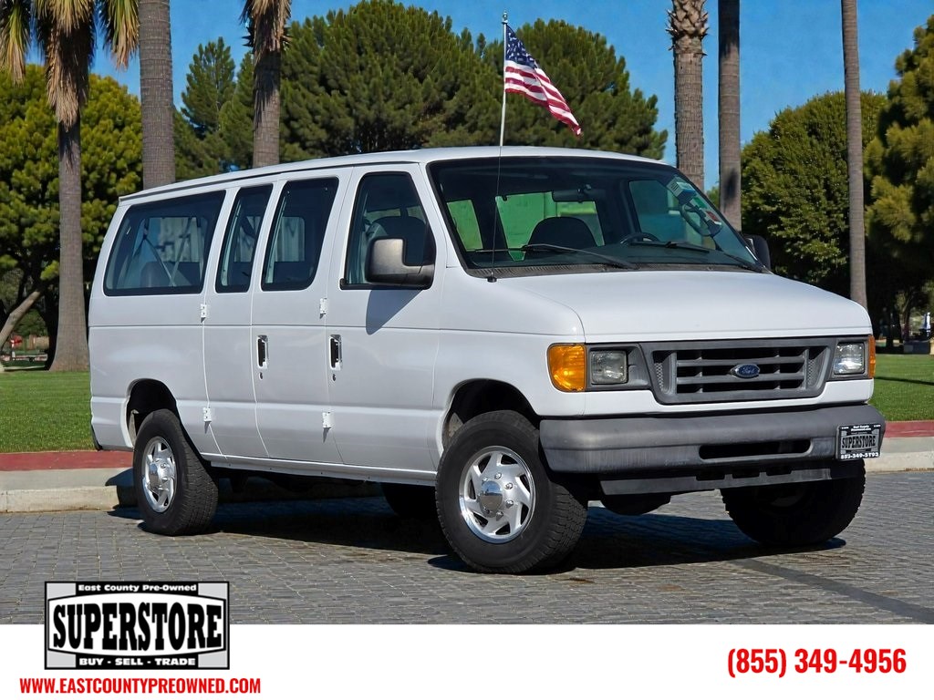 2007 Ford Econoline Wagon XL's photo