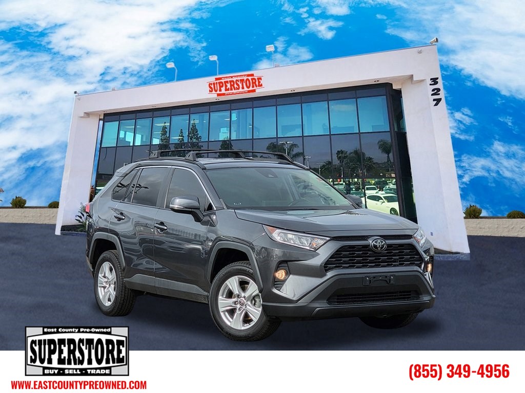 2019 Toyota RAV4 XLE's photo