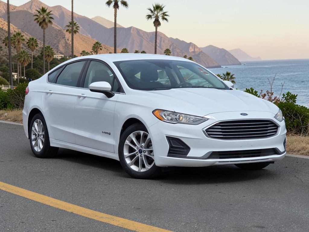 2019 Ford Fusion Hybrid SE