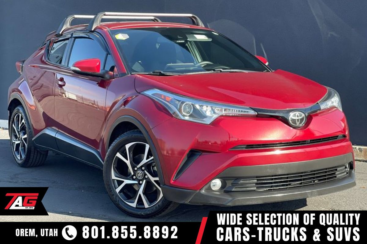 2018 Toyota C-HR XLE Premium's photo