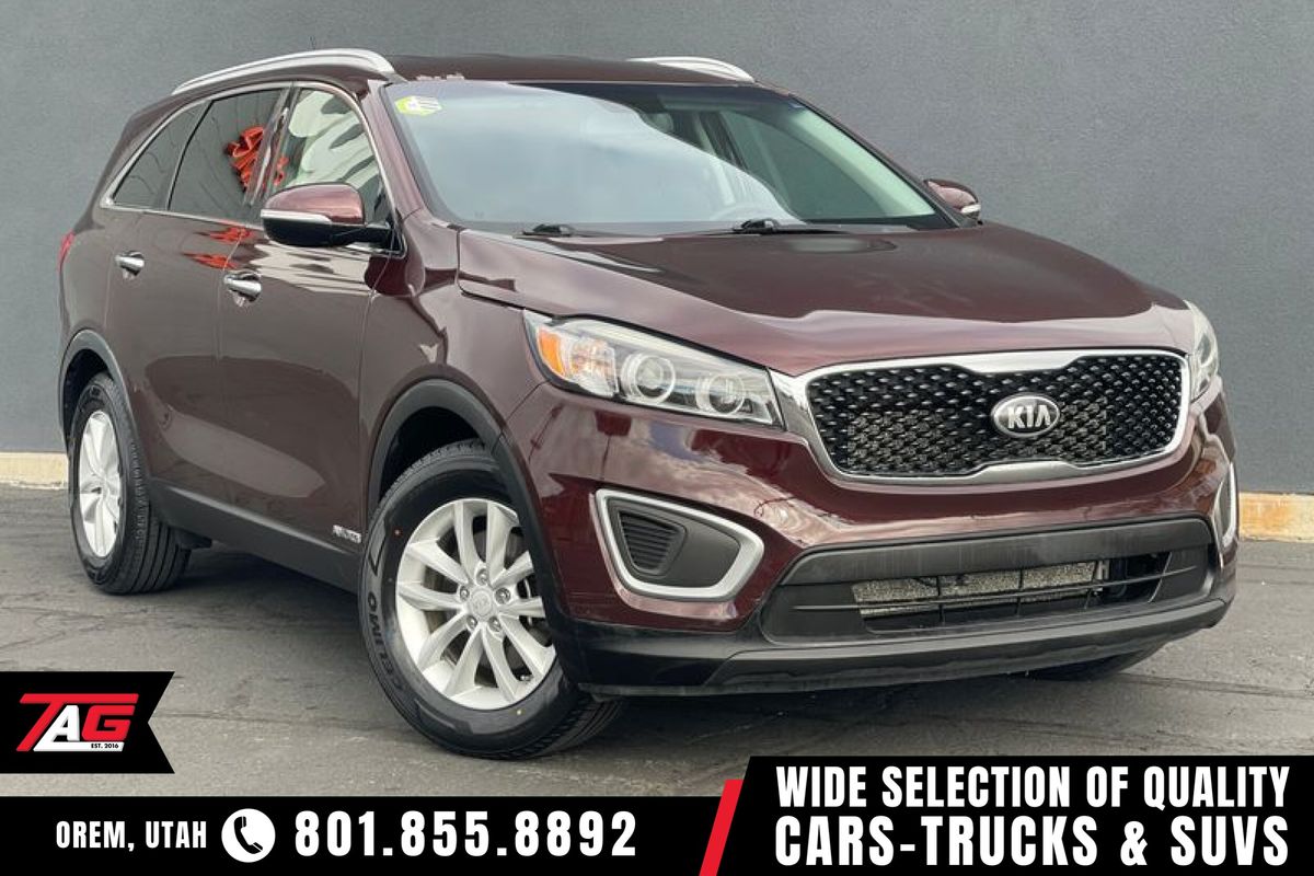 2018 Kia Sorento LX's photo