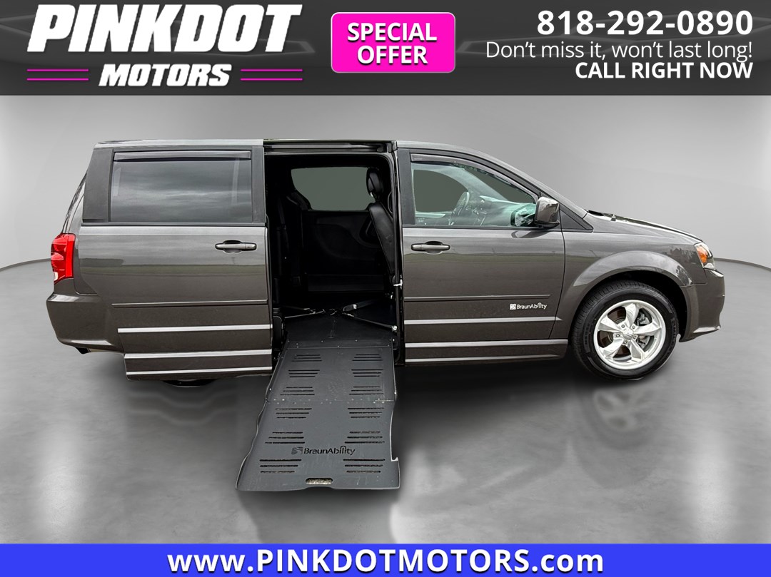 2015 Dodge Grand Caravan R/T's photo