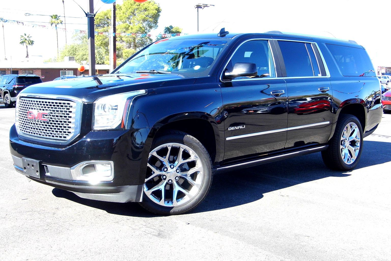 2017 GMC Yukon XL Denali's photo