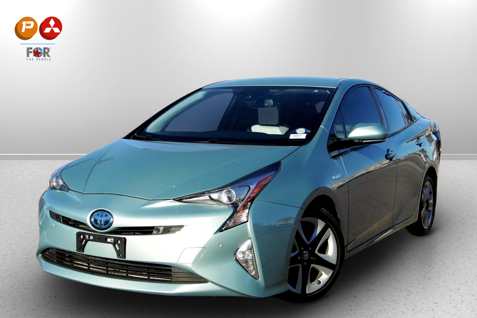 2018 Toyota Prius Four's photo